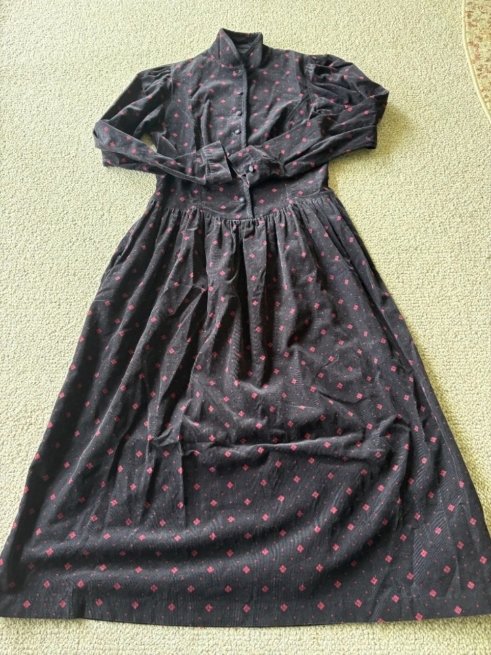 Vintage Laura Ashley Black Corduroy Cottagecore Prairie Dress UK Size 8 Feminine - Picture 2 of 15